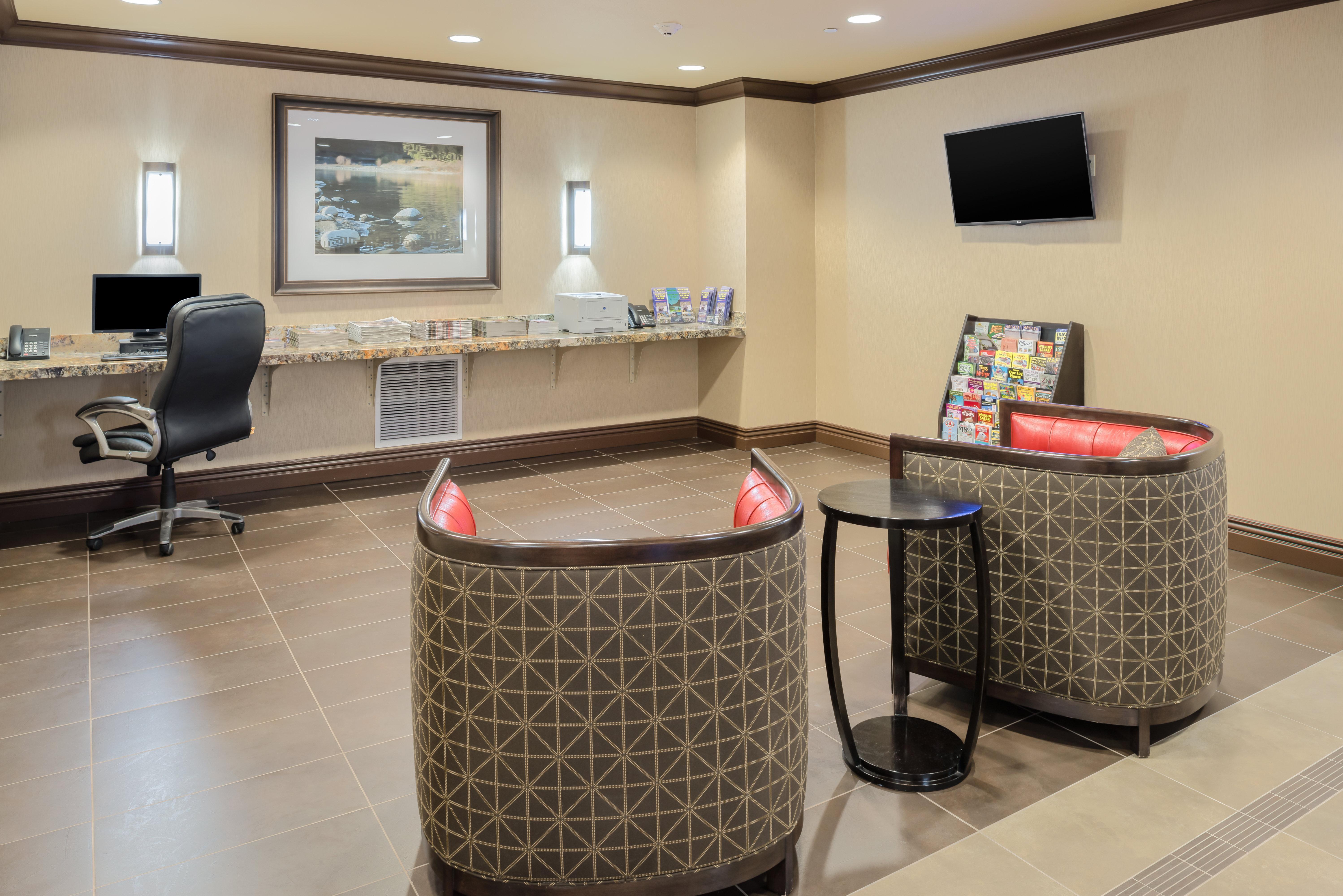 Holiday Inn Express Redwood National Park By Ihg Klamath Dış mekan fotoğraf