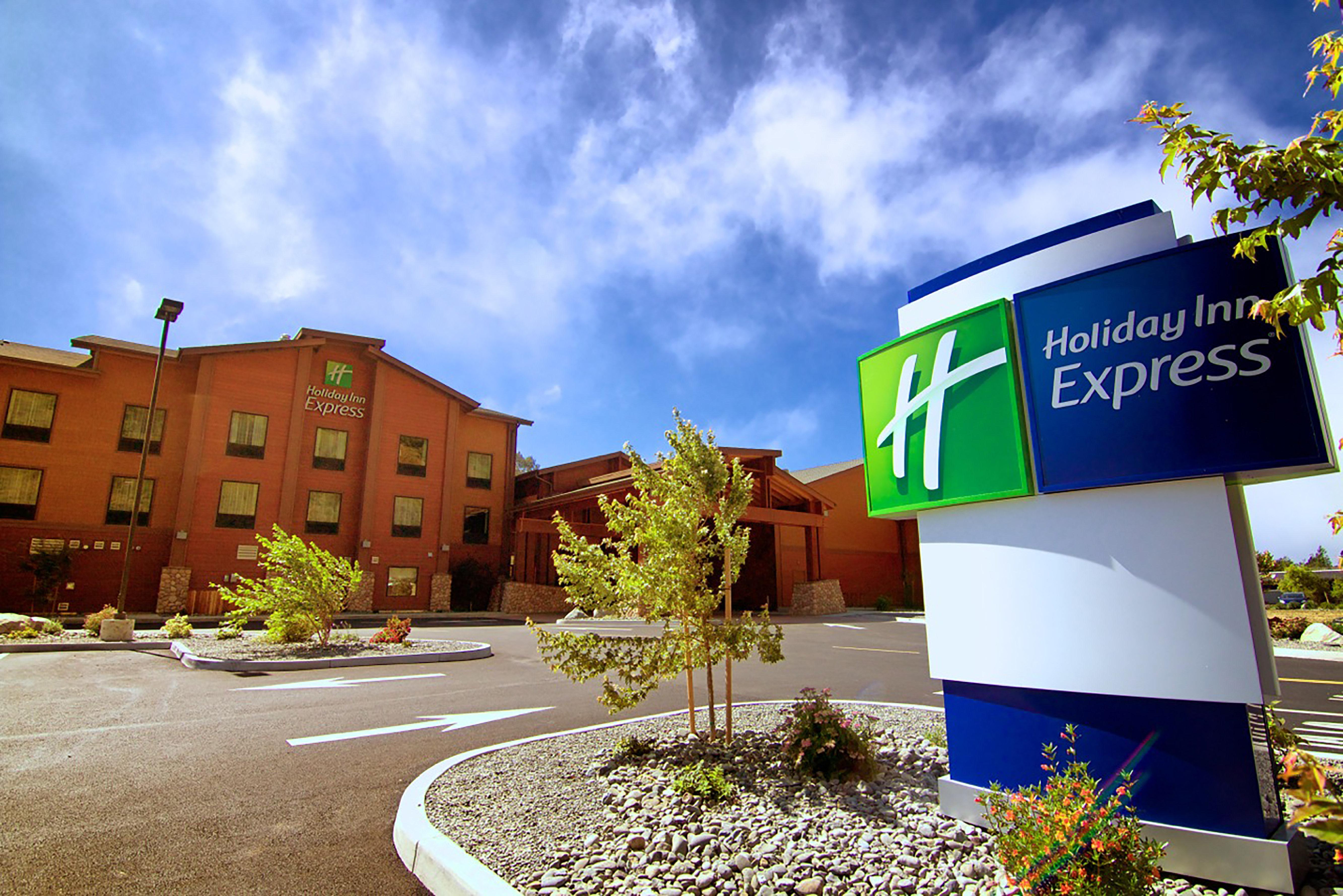 Holiday Inn Express Redwood National Park By Ihg Klamath Dış mekan fotoğraf
